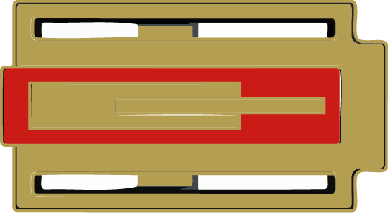Detalle de hebilla artesanal Zizhá bañada en oro con lacado a mano en zona 3, acabado pulido y elegante.